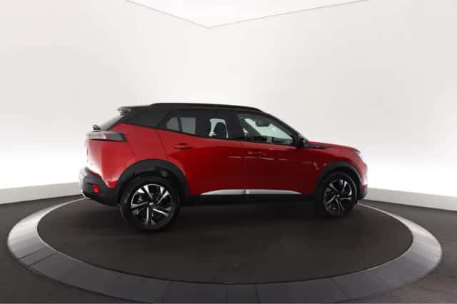 Peugeot 2008 (2022) thumbnail 7