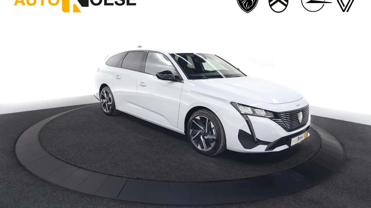 Peugeot 308 (2024) — foto 1