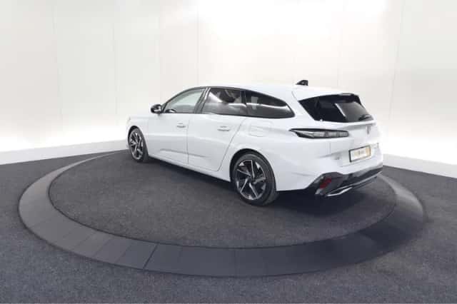 Peugeot 308 (2024) thumbnail 12