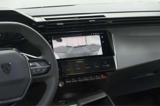 Peugeot 308 (2024) thumbnail 17