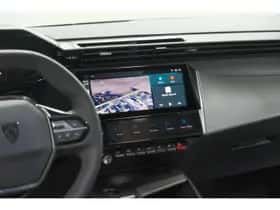 Peugeot 308 (2024) thumbnail 3