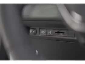 Peugeot 308 (2024) thumbnail 45