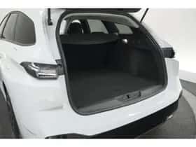Peugeot 308 (2024) thumbnail 64