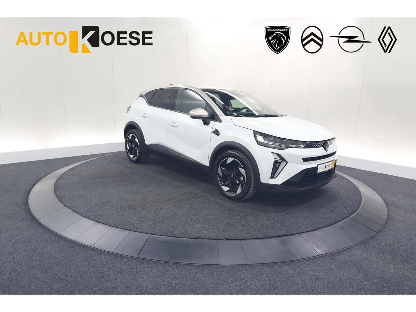 Renault Captur (2024) — foto 1