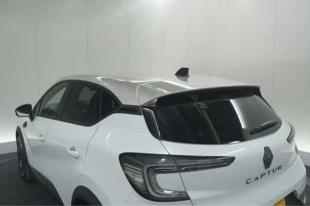 Renault Captur (2024) thumbnail 18