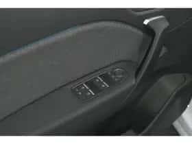 Renault Captur (2024) thumbnail 21