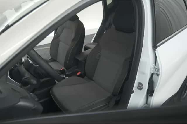 Renault Captur (2024) thumbnail 22