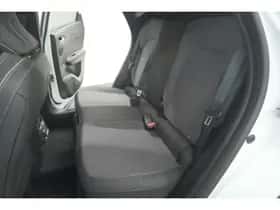 Renault Captur (2024) thumbnail 25