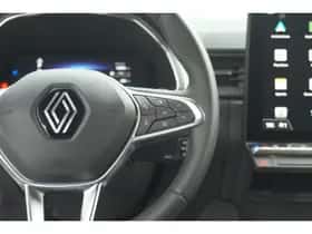 Renault Captur (2024) thumbnail 28