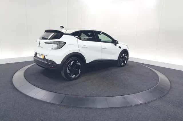 Renault Captur (2024) thumbnail 5