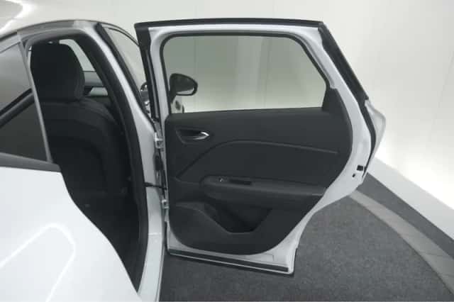 Renault Captur (2024) thumbnail 58