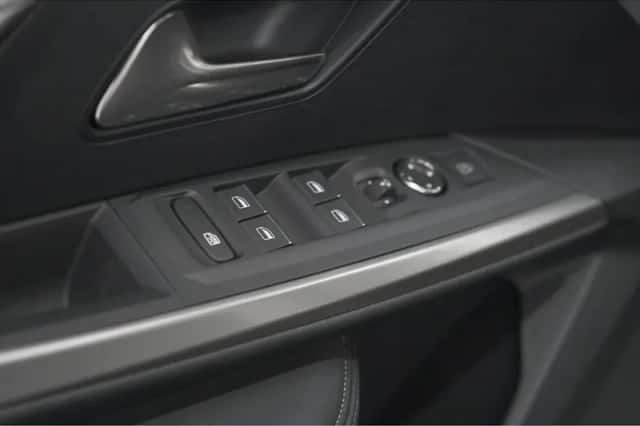 Peugeot 5008 (2025) thumbnail 24