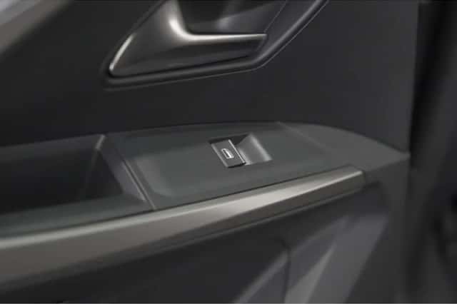 Peugeot 5008 (2025) thumbnail 28