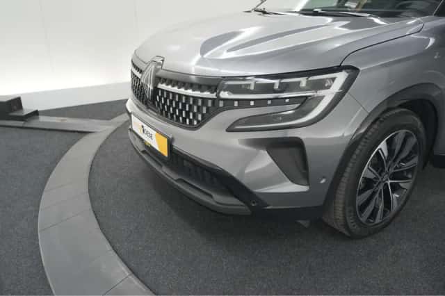 Renault Austral (2025) thumbnail 17