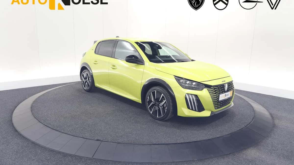 Peugeot 208 (2024) — foto 1
