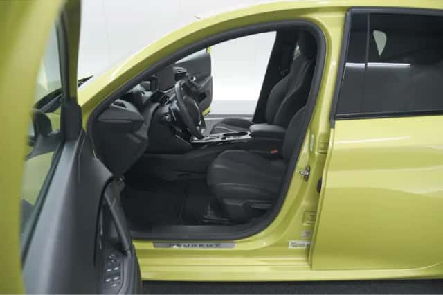 Peugeot 208 (2024) thumbnail 24