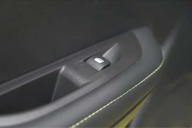 Peugeot 208 (2024) thumbnail 28