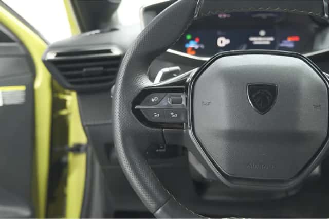 Peugeot 208 (2024) thumbnail 31