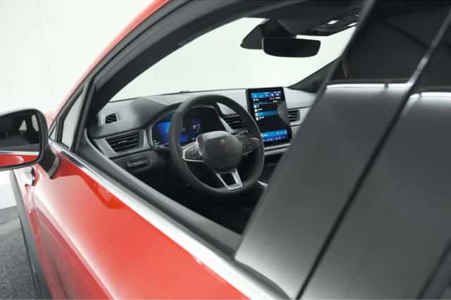Renault Symbioz (2025) thumbnail 2