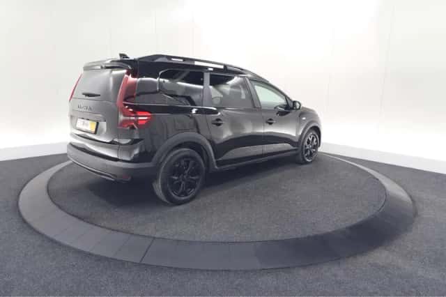 Dacia Jogger (2025) thumbnail 5