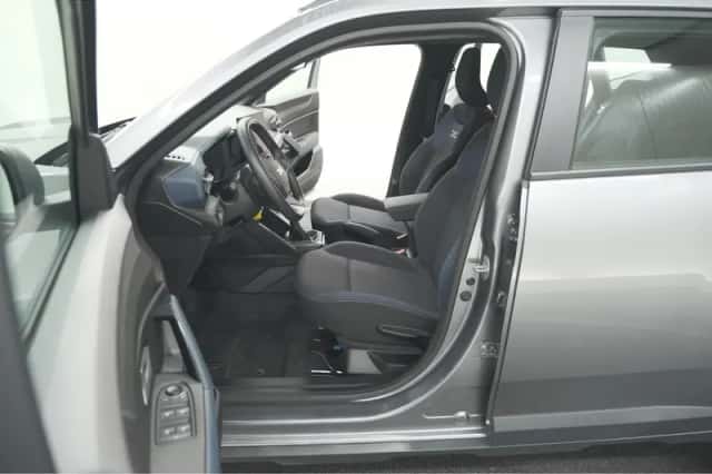 Dacia Duster (2025) thumbnail 32