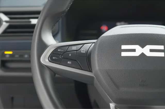 Dacia Duster (2025) thumbnail 40