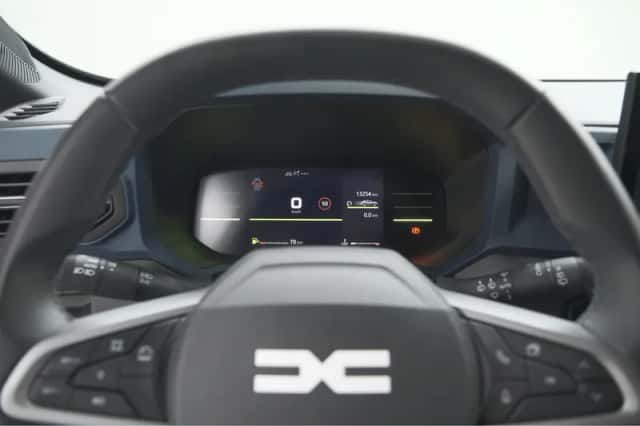 Dacia Duster (2025) thumbnail 48