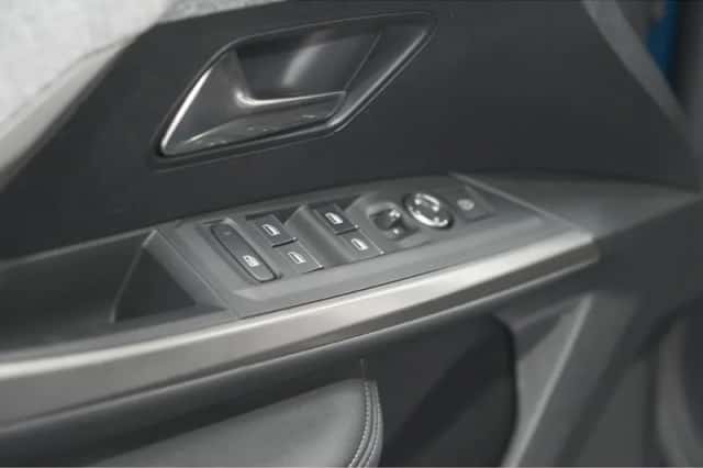 Peugeot 5008 (2025) thumbnail 23