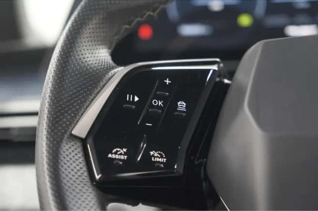 Peugeot 5008 (2025) thumbnail 31