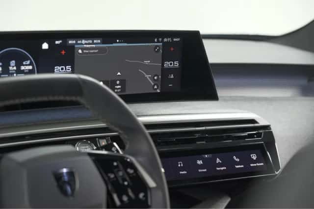 Peugeot 5008 (2025) thumbnail 43