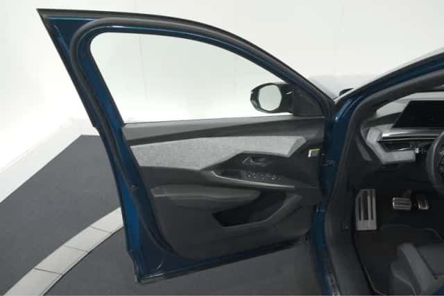 Peugeot 5008 (2025) thumbnail 69