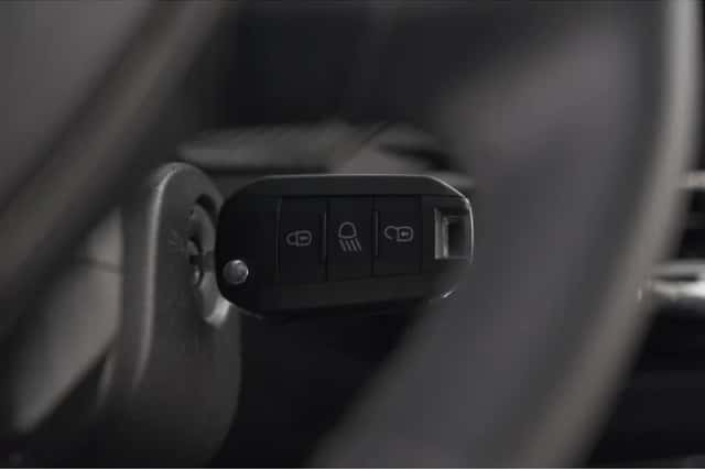 Peugeot 208 (2025) thumbnail 14