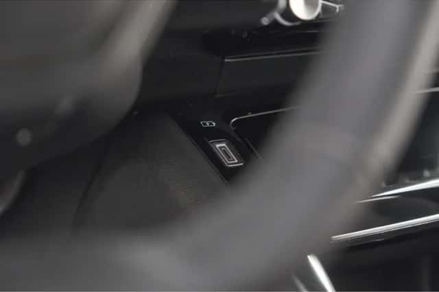 Peugeot 208 (2025) thumbnail 38