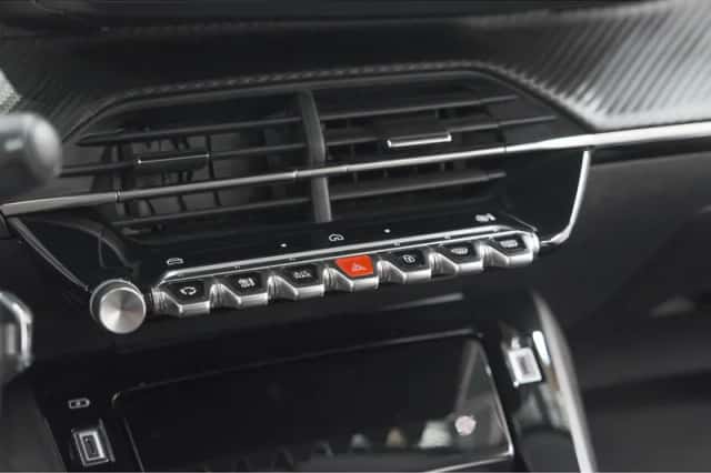 Peugeot 208 (2025) thumbnail 39