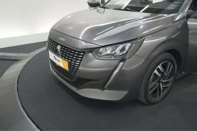 Peugeot 208 (2021) thumbnail 13