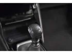Peugeot 208 (2021) thumbnail 36