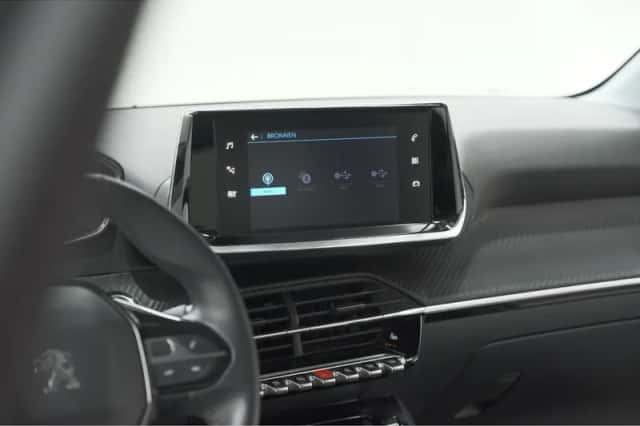 Peugeot 208 (2021) thumbnail 43