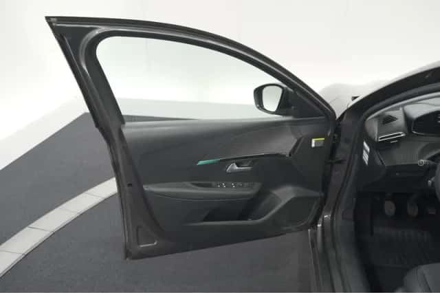 Peugeot 208 (2021) thumbnail 59