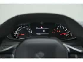 Peugeot 2008 (2023) thumbnail 33