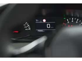 Peugeot 2008 (2023) thumbnail 34