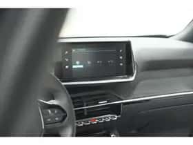 Peugeot 2008 (2023) thumbnail 42