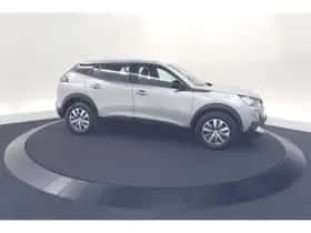 Peugeot 2008 (2023) thumbnail 8
