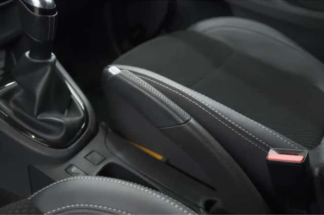 Renault Clio (2019) thumbnail 30