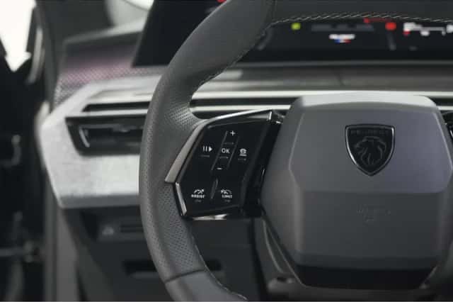 Peugeot 3008 (2025) thumbnail 33