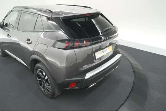 Peugeot 2008 (2023) thumbnail 13
