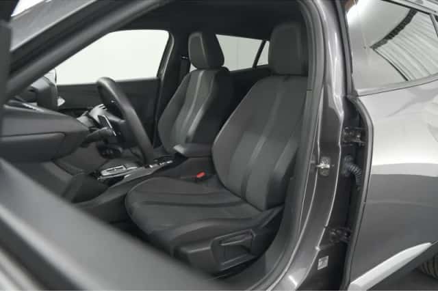 Peugeot 2008 (2023) thumbnail 16
