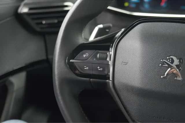 Peugeot 2008 (2023) thumbnail 24