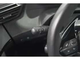 Peugeot 2008 (2023) thumbnail 27