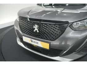 Peugeot 2008 (2023) thumbnail 8
