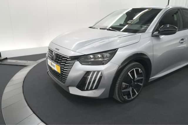 Peugeot 208 (2024) thumbnail 16